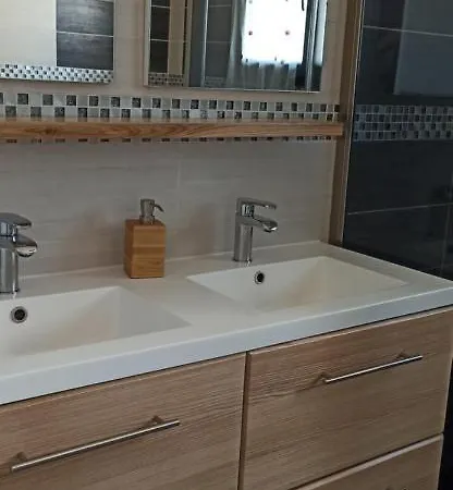 13 Rue De La Pyramide Bel Mèze