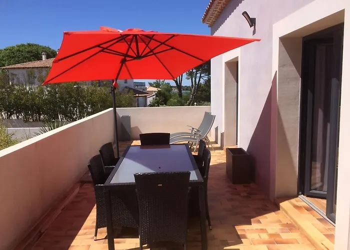 Apartment 13 Rue De La Pyramide Bel